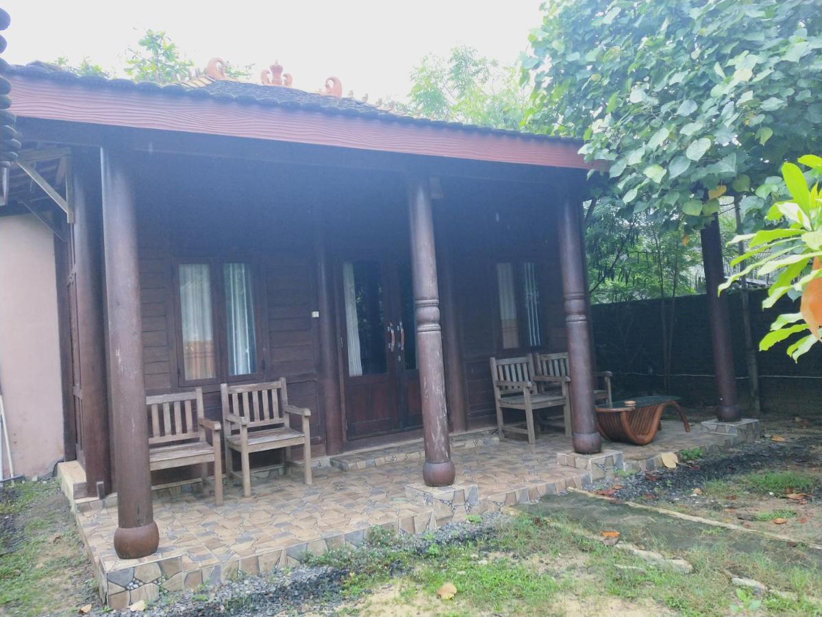 Omah Laut Bondo Jepara - By The Beach, Direct View Of The Sea, Great Base For Water Sports Margokerto Exterior photo
