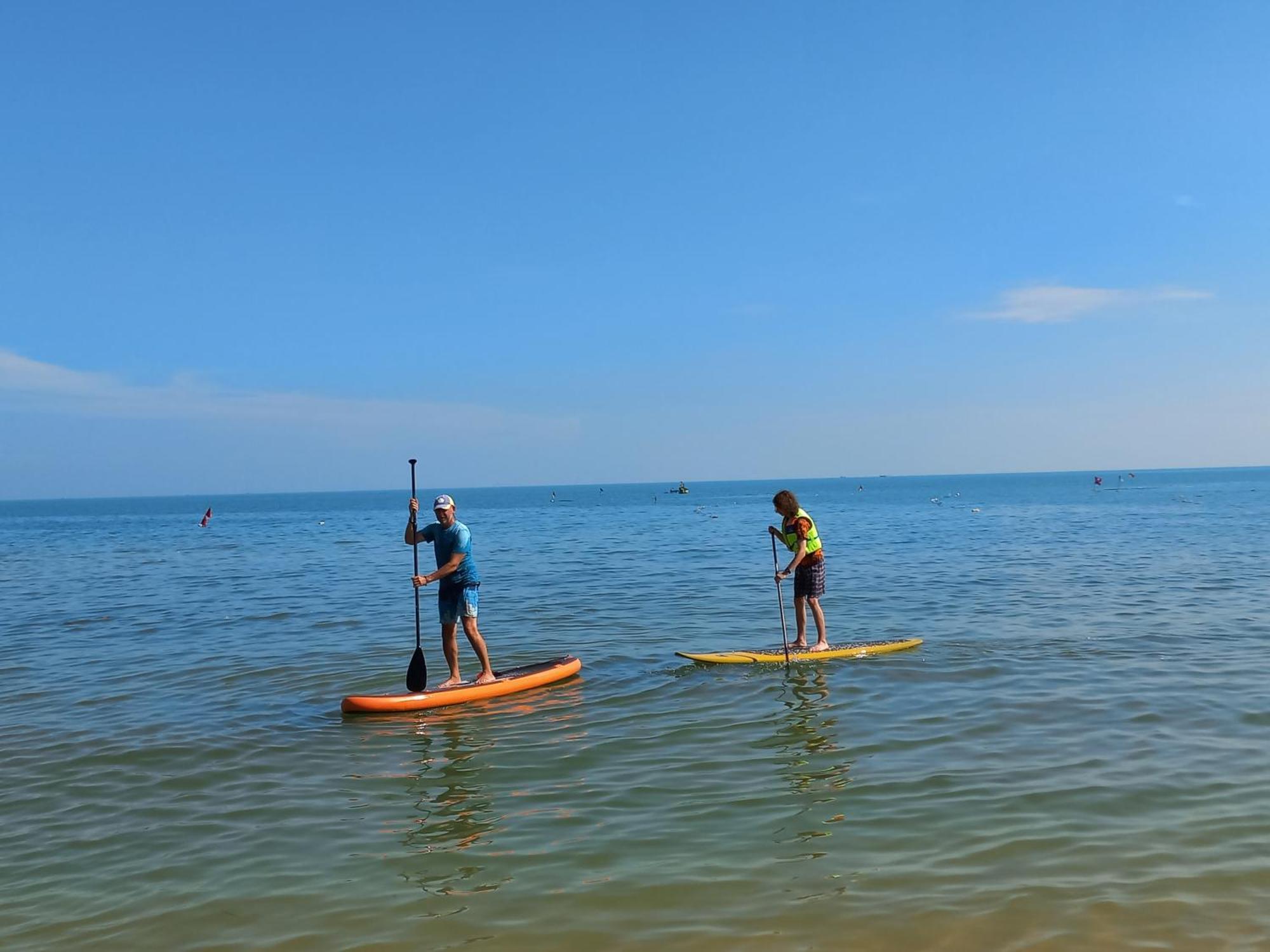 Omah Laut Bondo Jepara - By The Beach, Direct View Of The Sea, Great Base For Water Sports Margokerto Exterior photo