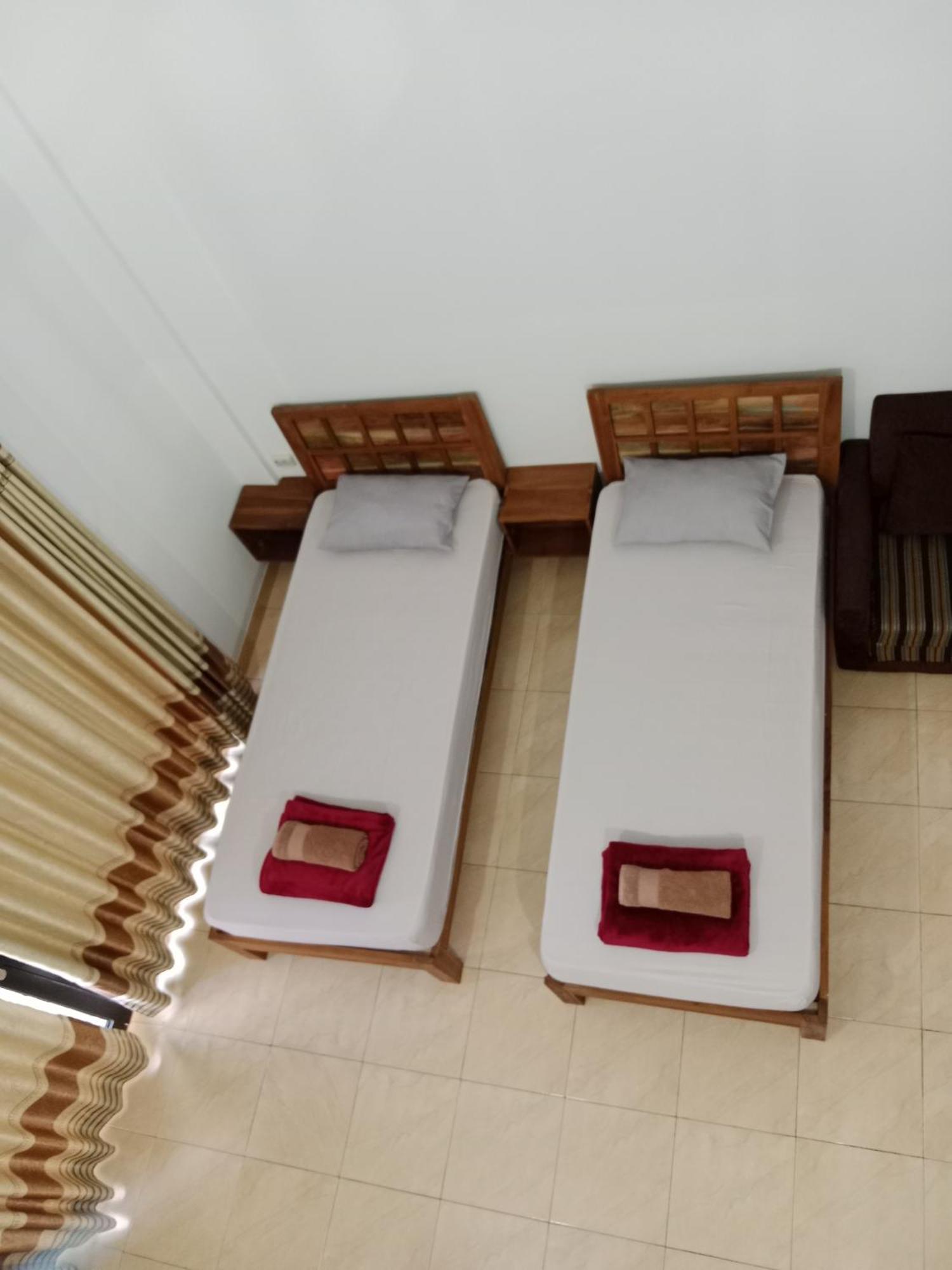 Omah Laut Bondo Jepara - By The Beach, Direct View Of The Sea, Great Base For Water Sports Margokerto Exterior photo